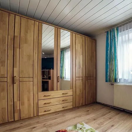 Hubner 1 Am Flattachberg *