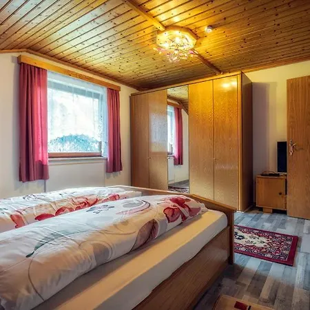 Hubner 1 Am Flattachberg