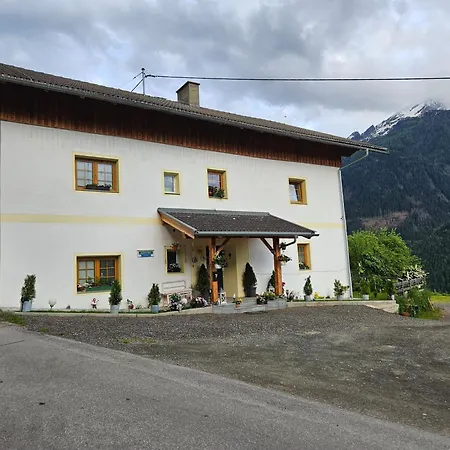 Hubner 1 Am Flattachberg * Flattach