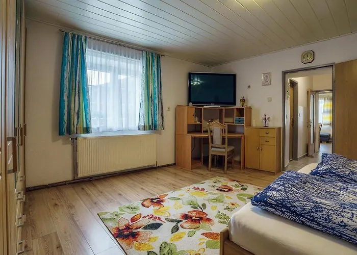 Hubner 1 Am Flattachberg Apartamento *