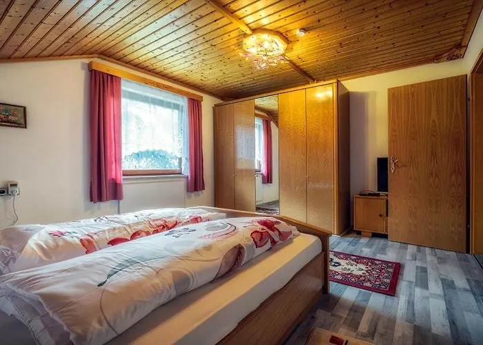 Hubner 1 Am Flattachberg